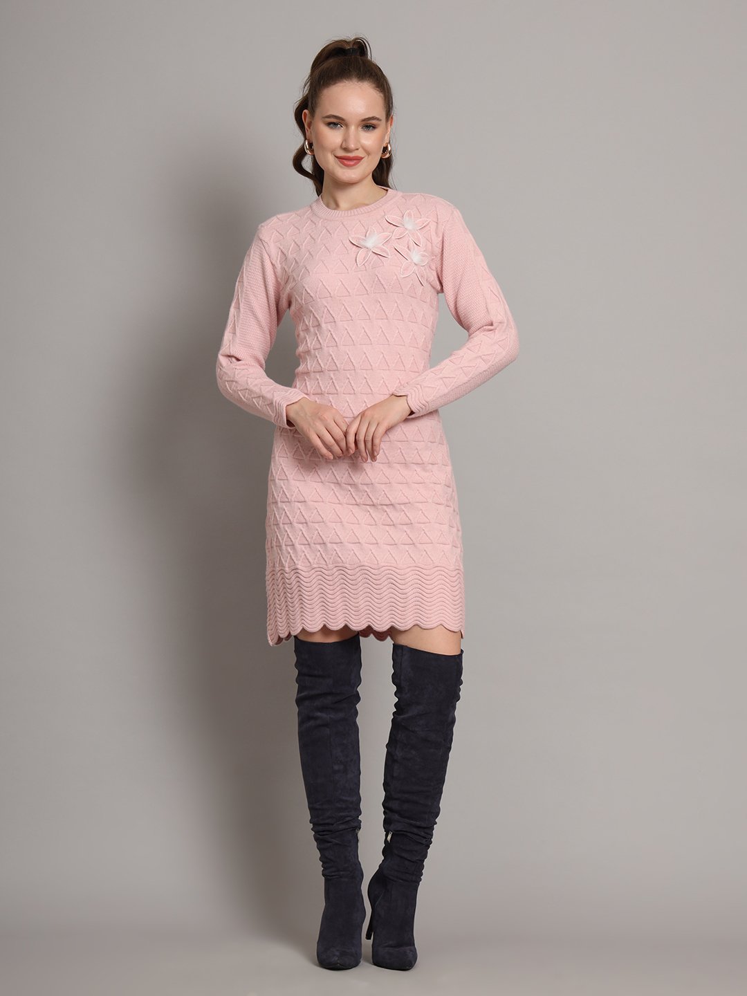 Women's pink knitted sweater dress with floral appliqué and scalloped hem – winter jumper