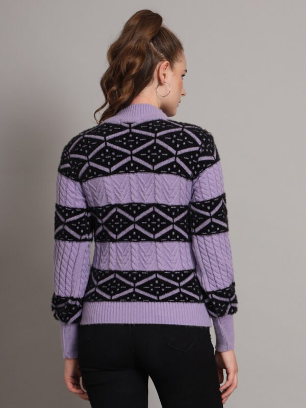 Lavender & Black Knit Short-Length Winter Sweater Top