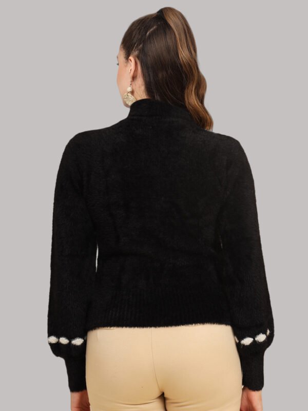 Black & White Chevron Knit Short-Length Winter Sweater Top