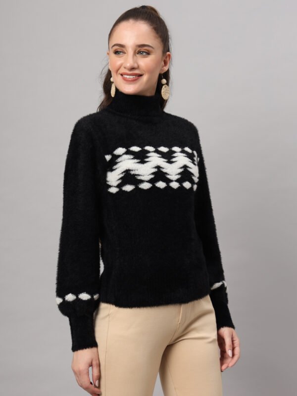 Black & White Chevron Knit Short-Length Winter Sweater Top