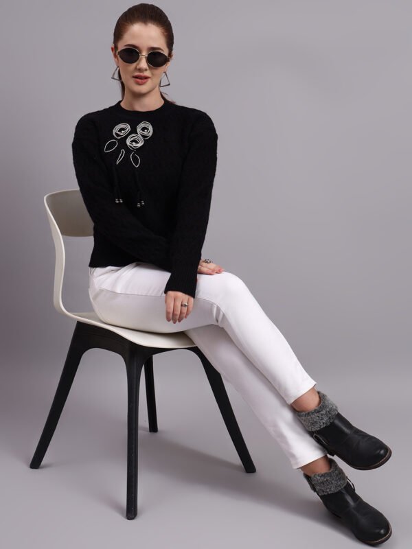 Women’s black crew neck embroidered floral texture premium acrylic wool knitted sweater Women’s black crew neck embroidered floral texture premium acrylic wool knitted sweater