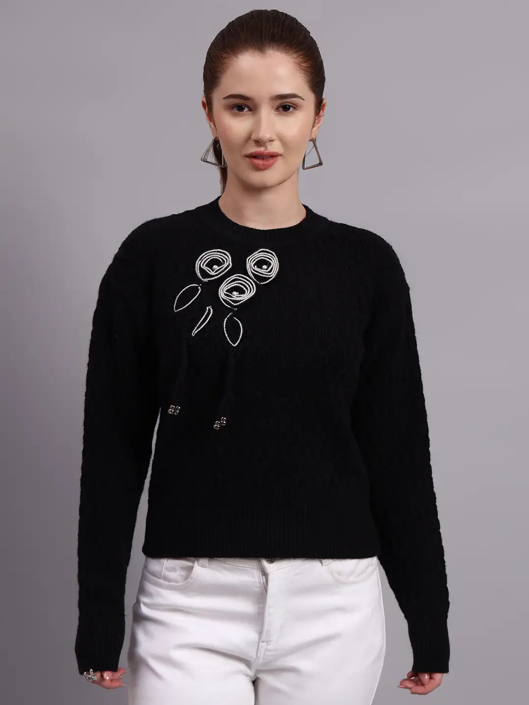 Women’s black crew neck embroidered floral texture premium acrylic wool knitted sweater Women’s black crew neck embroidered floral texture premium acrylic wool knitted sweater