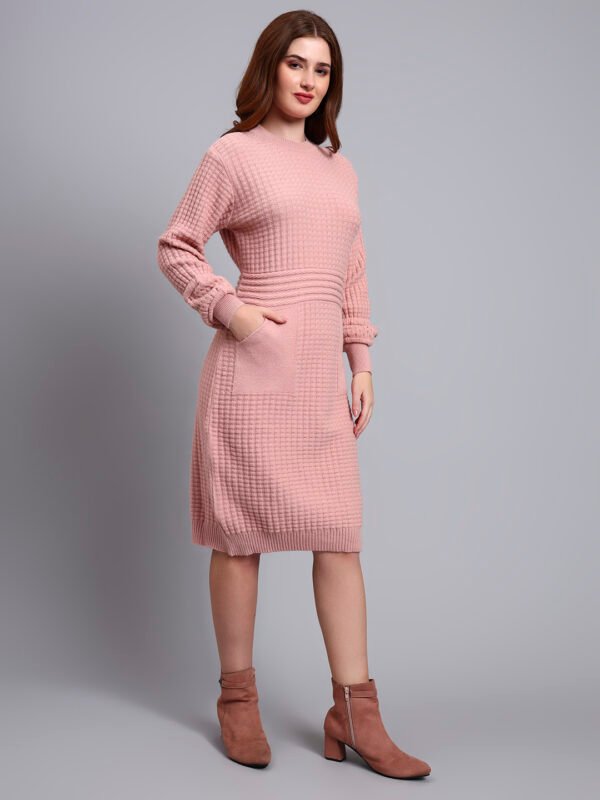 Women's Peach Textured Knit Midi Winter Dress with Pocket